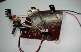 Temperature regulator for soldering iron Voltage regulator for soldering iron with ceramic heater