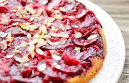 French Pie Tarte Tatin with Plums - step by step recipe with photo how to cook it